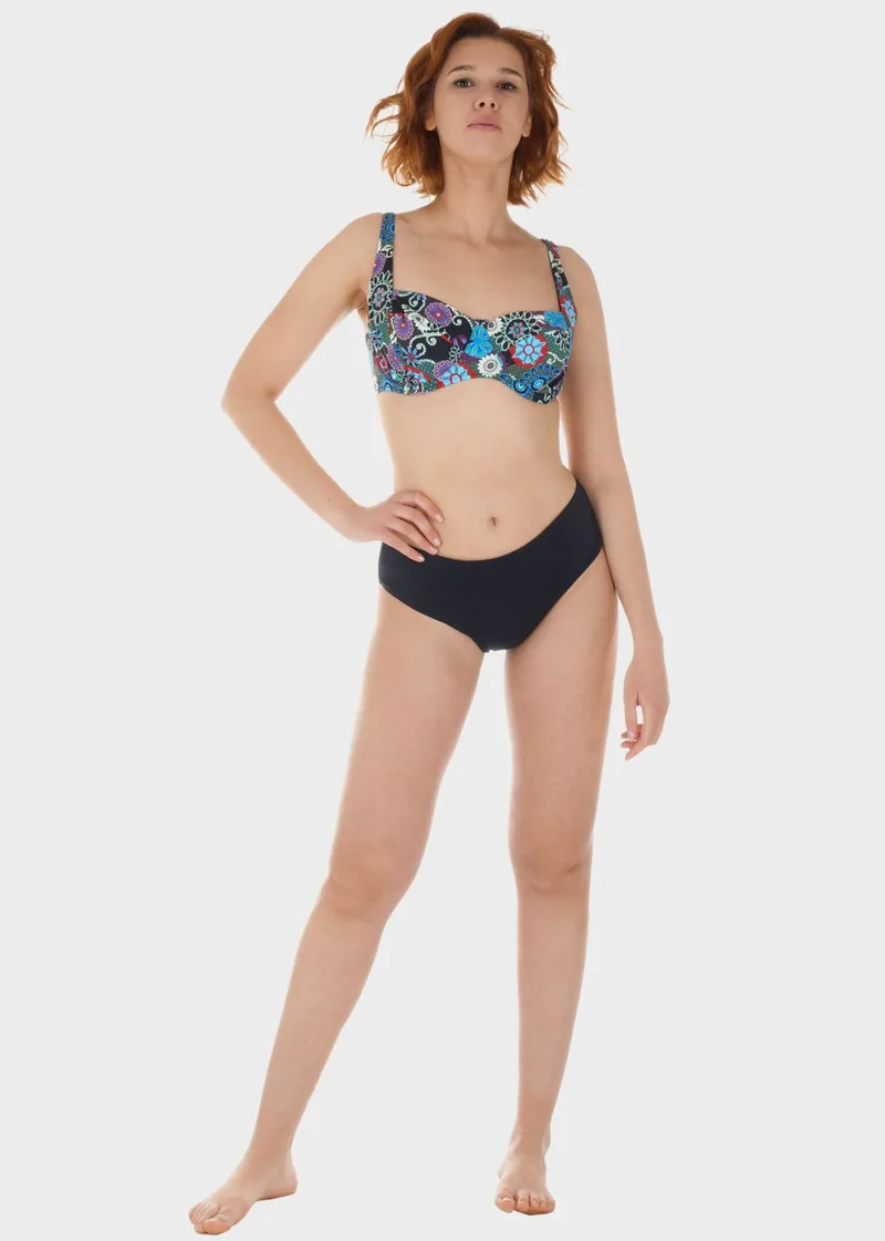 Γυναικείο σετ μαγιό bikini all print bra slip κανονική γραμμή.Καλύπτει D Cup. ΜΑΥΡΟ