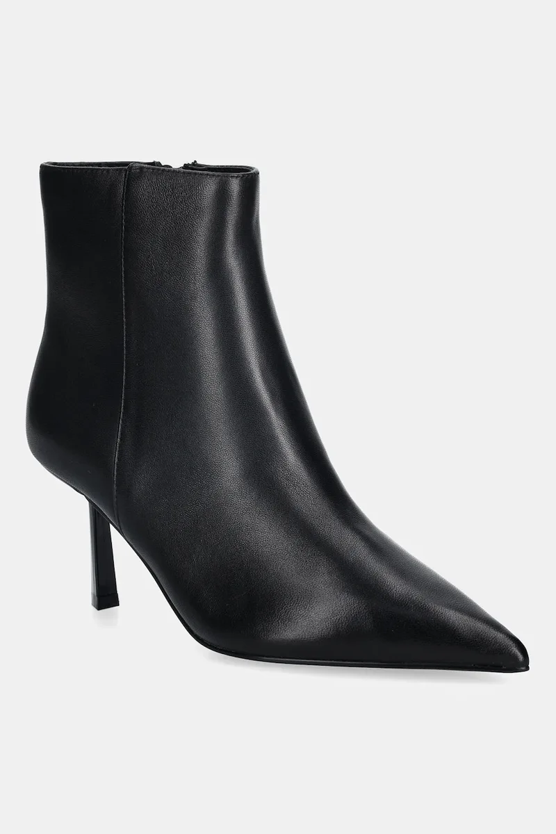 Δερμάτινες μπότες Steve Madden Sabine