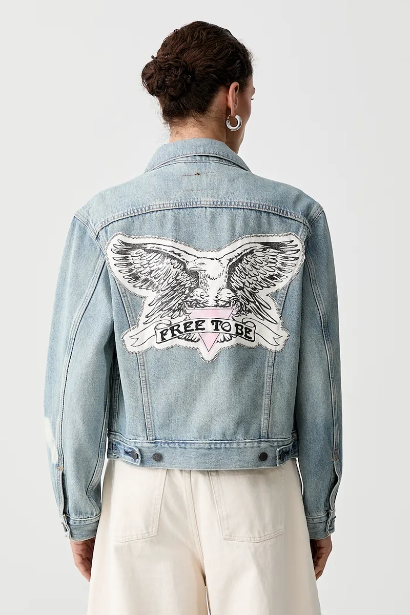 Levi's τζιν μπουφάν γυναικείο ROAD WORN TRUCKER x PRIDE