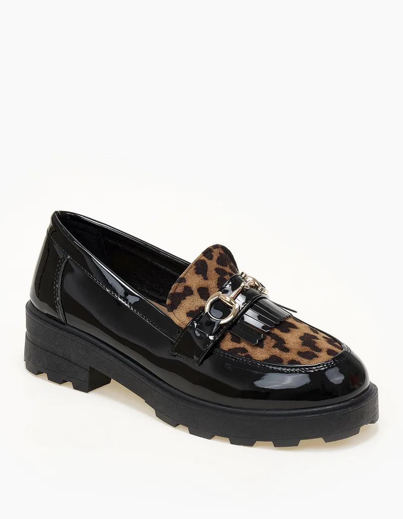 Loafers με μεταλλική λεπτομέρεια και κρόσια - Λεοπάρ