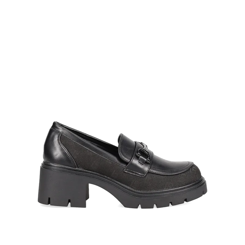Μαύρο chunky loafer
