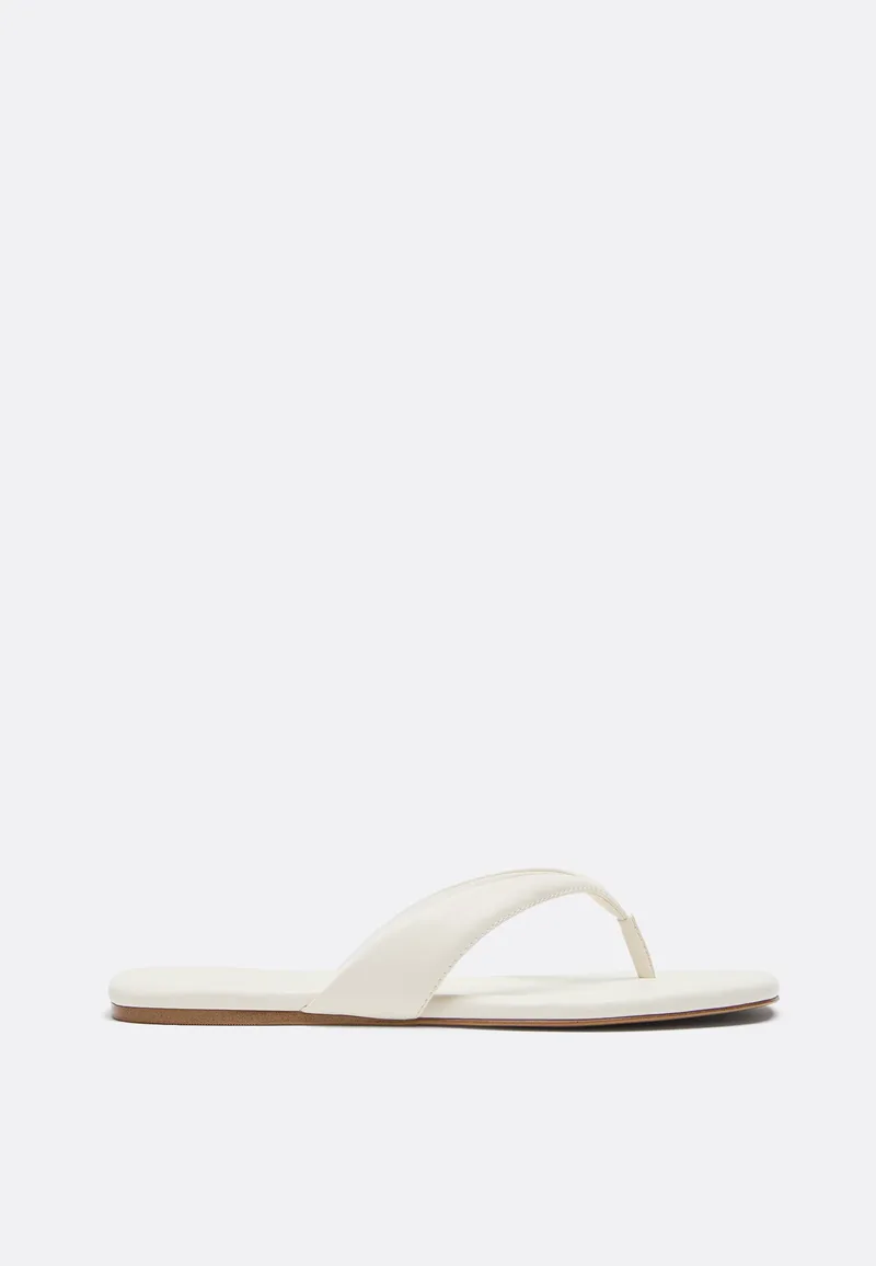 Stradivarius Φλατ Σανδάλια Thong Εκρού 36