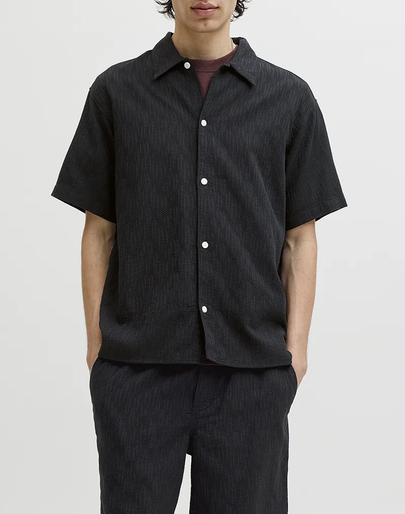 JACK&JONES JORMONTAUK WAVY TEXTURE SHIRT SS SN 12293555-BLACK Black