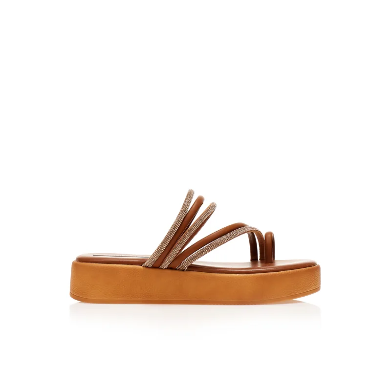 Flatforms TSOUKALAS κάμελ δερματίνη με λουράκια από στρας και σχέδιο δαχτυλίδι ΚΑΜΕΛ