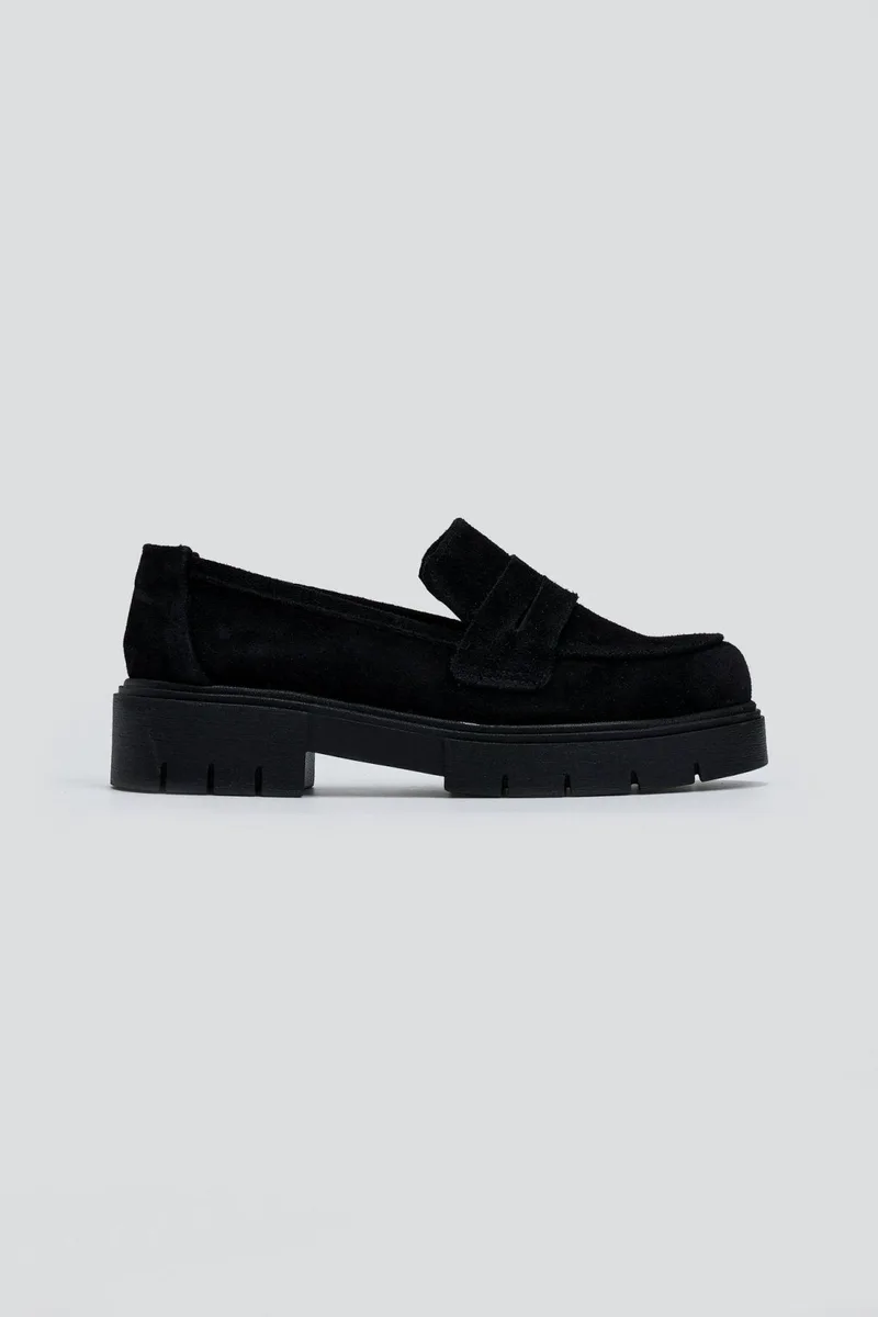 Estil Suede Loafers - 290 - Black
