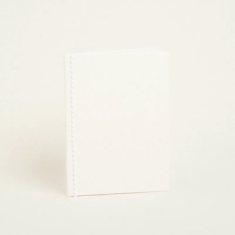 Beauty Home ΒΙΒΛΙΟ ΕΥΧΩΝ ΜΟΝΟΧΡΩΜΟ PREMIUM ΕΚΡΟΥ ΟΡΘΙΟ 30 x 21,5 cm