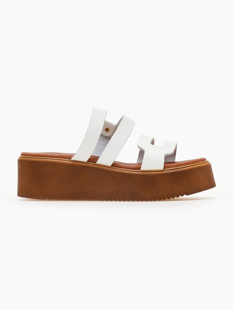Estil Leather Flatform Sandals Cut-outs - 82 - White