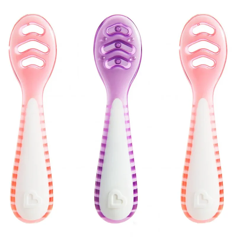 Munchkin Gentle Dip Multistage First Spoons 4m+ Βρεφικά Κουτάλια Πολλαπλών Σταδίων Ιδανικά για Αραιούς Πουρέδες & Ημι-στερεά Φαγητά 3 Τεμάχια - Μωβ / Ροζ