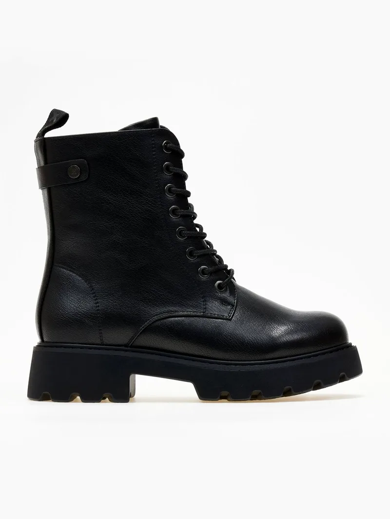 Xti Footwear Combat Boots With Zipper - 142977 - Black