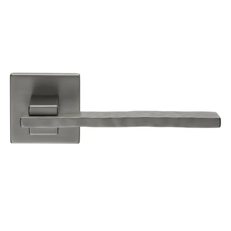 Πόμολα Πόρτας ILAVIO χειρολαβές με ροζέτα 2856 Graphite Smoked (Τεμάχιο (δεξί εξώπορτας))