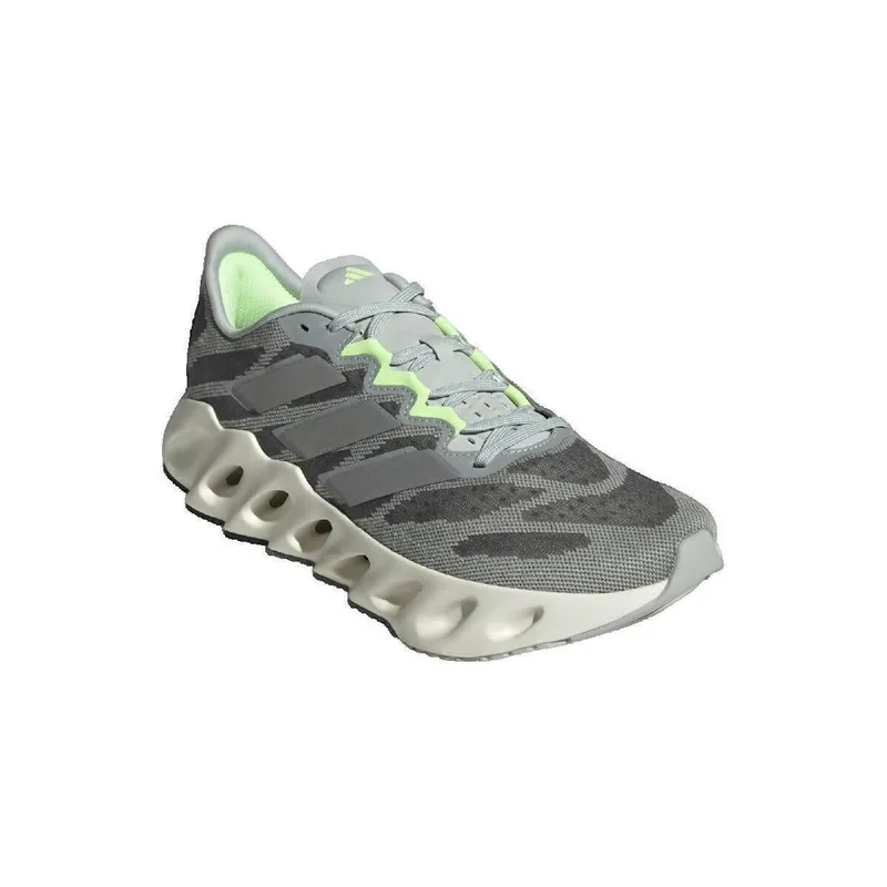 Παπούτσια για τρέξιμο adidas Switch Fwd