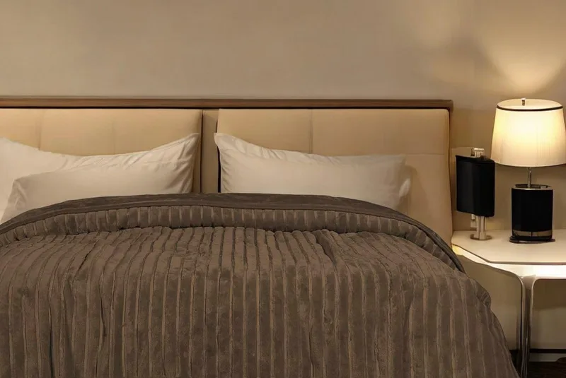 ΚΟΥΒΕΡΤΑ ΑΝΑΓΛΥΦΗ ΒΕΛΟΥΤΕ LANE SILK TOUCΗ ΜΟΚΑ ΜΟΝΗ 160Χ220 LINEAHOME