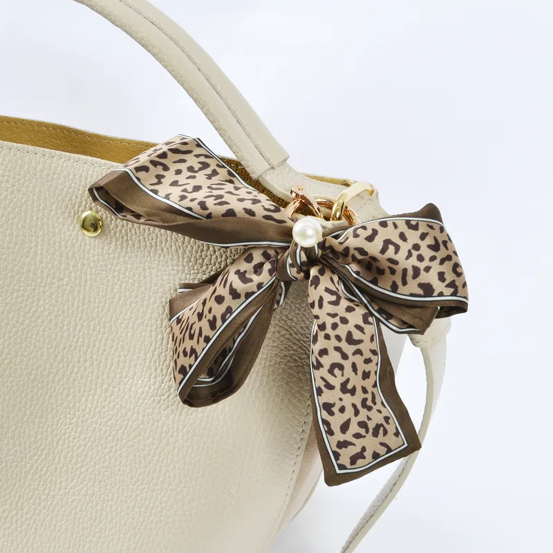 Μπρελόκ φιόγκος σε animal print