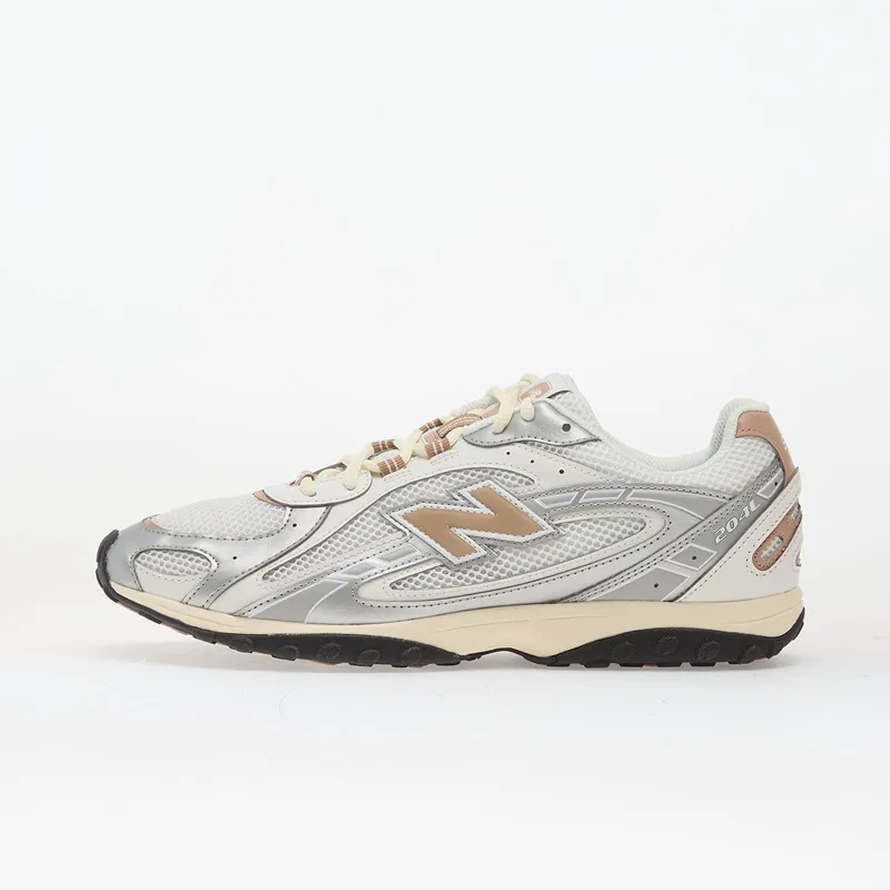 Sneakers New Balance 204L Silver Metallic EUR 42