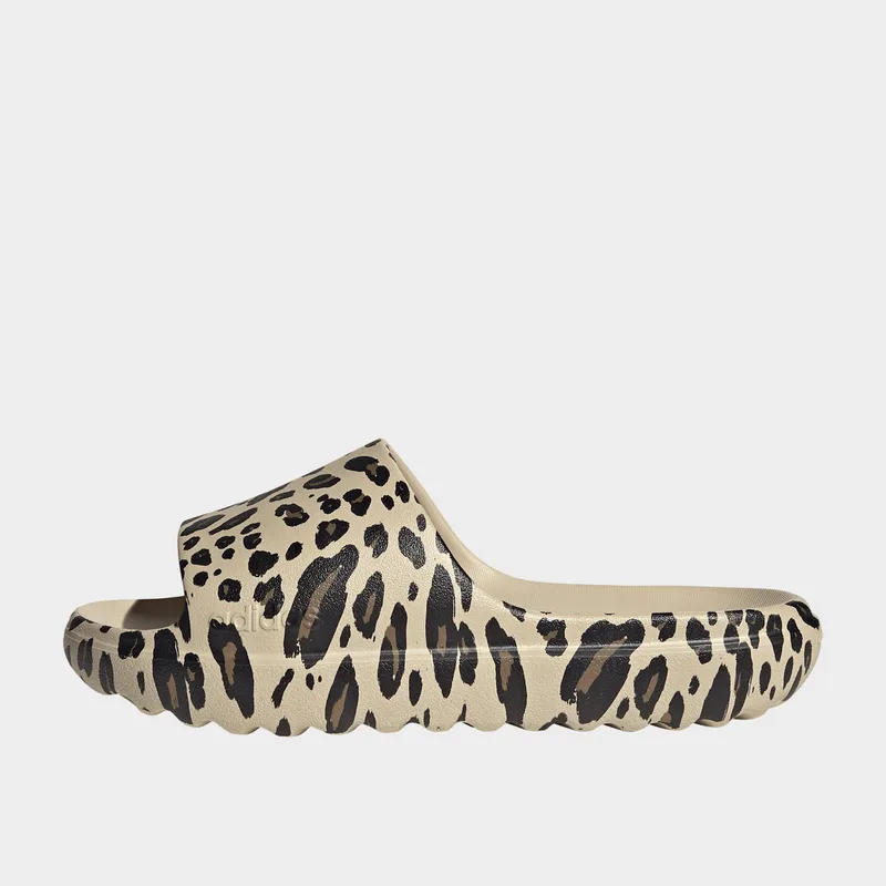adidas sportswear Adilette Lumia Slides (9000280452_94750)
