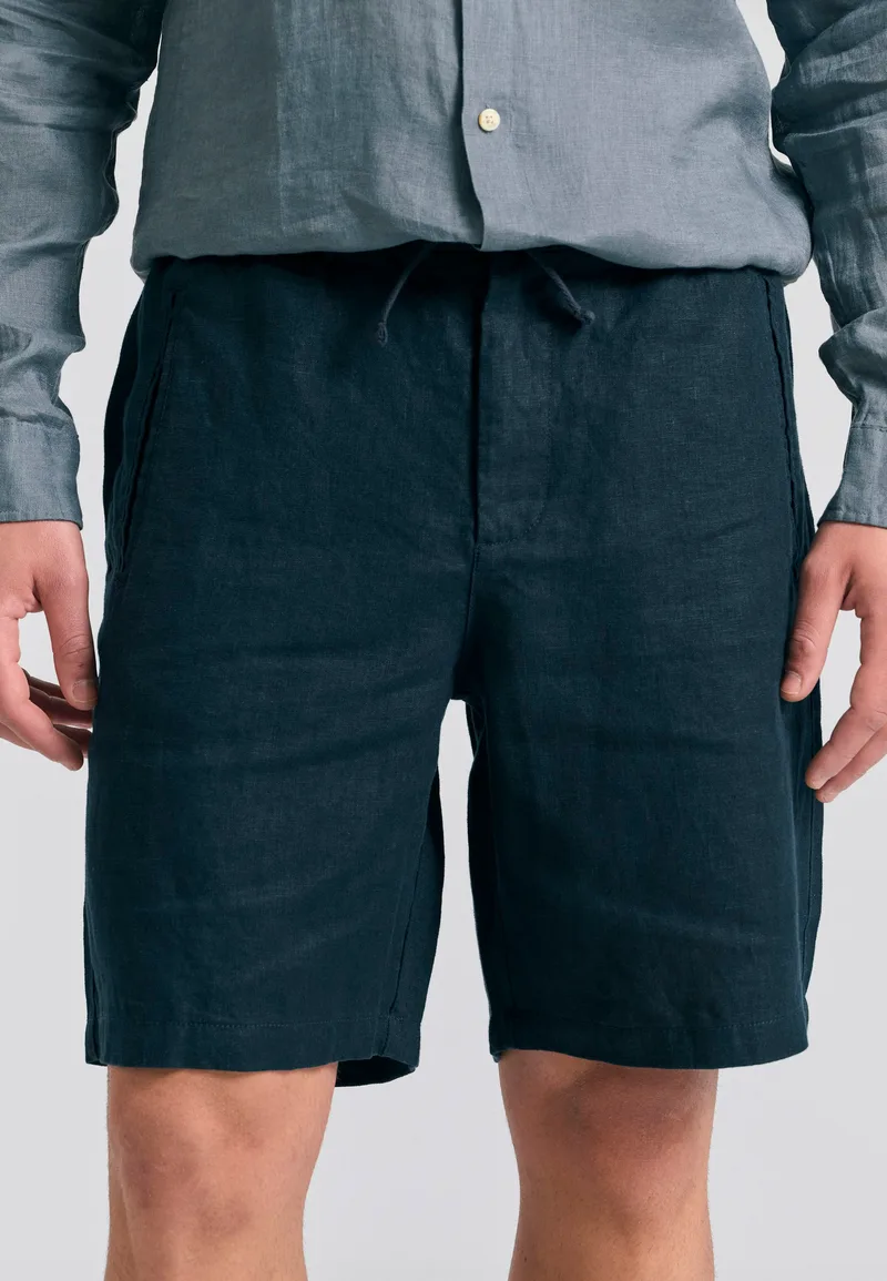 Comfort fit garment dyed βερμούδα