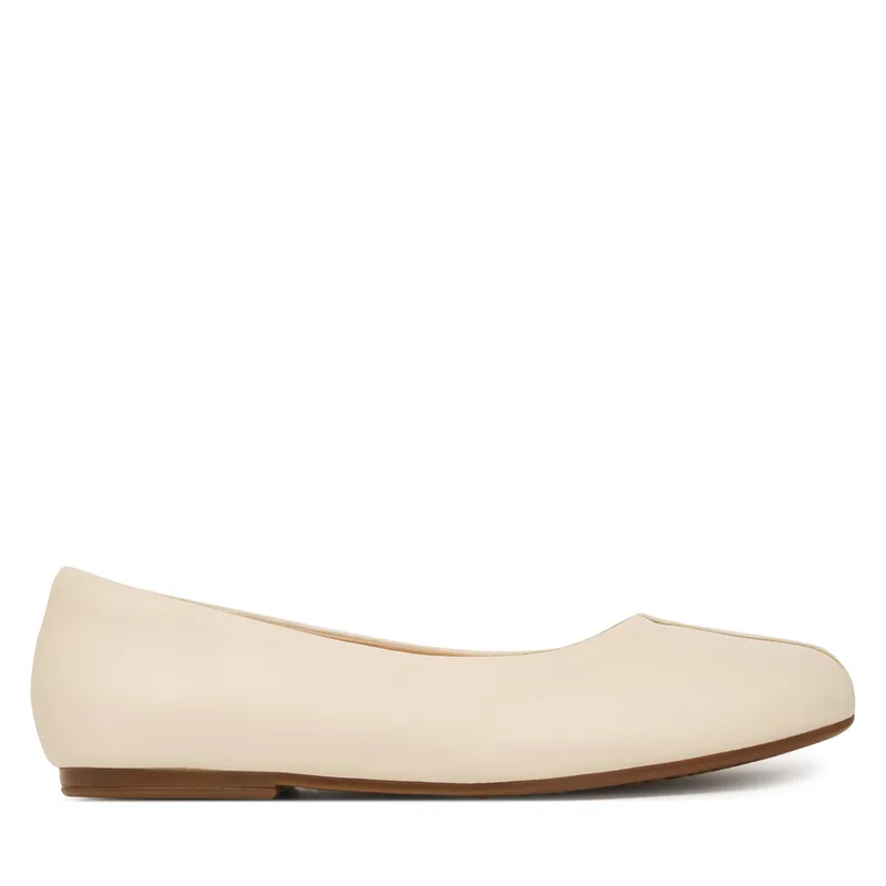 Μπαλαρίνες Clarks Livia Lily 26186640 Εκρού