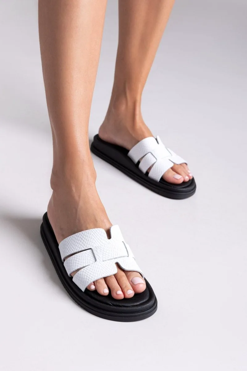 Estil Leather Sandals Pattern - 1808NK - White