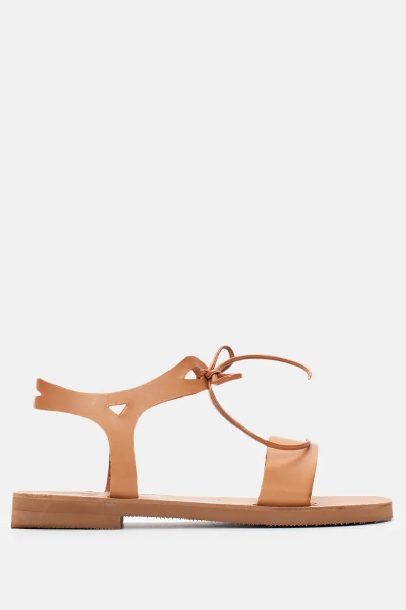 LUIGI DESIGN - Flat Σανδάλια με Κορδόνια - Nude