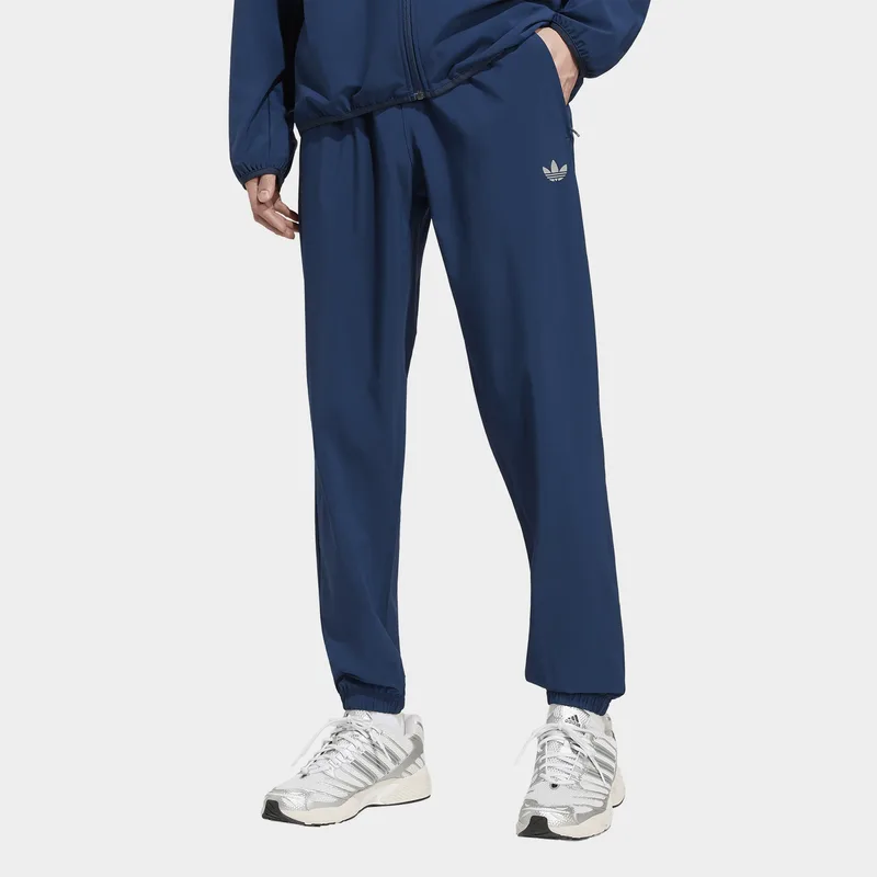adidas Originals M Tech Trefoil Essentials Track P (9000284873_24962)