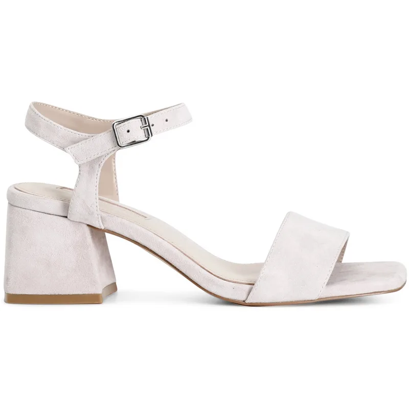 Σανδάλια με τακούνι Café Noir C1XV5202