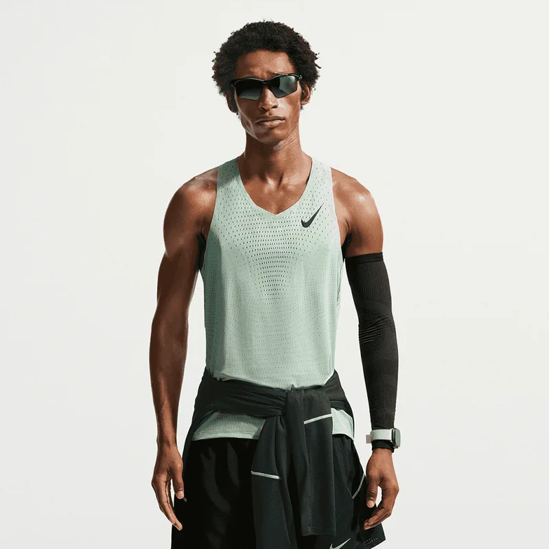 Nike Aeroswift Ανδρικό Αμάνικο T-Shirt (9000257524_91027)