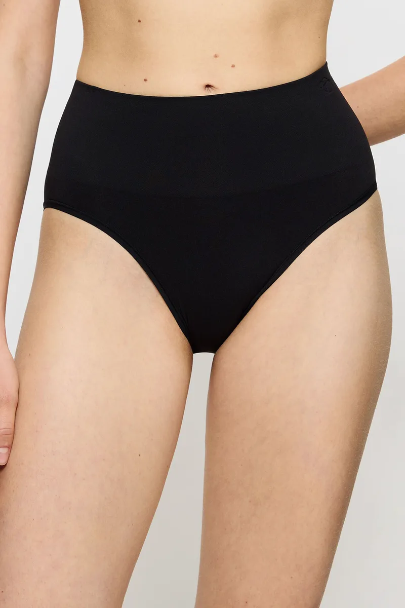 Triumph γυναικείο λαστέξ σλιπ μέτριας σύσφιξης Triumph Soft Sculpt Bandeau Maxi-10219736-0004