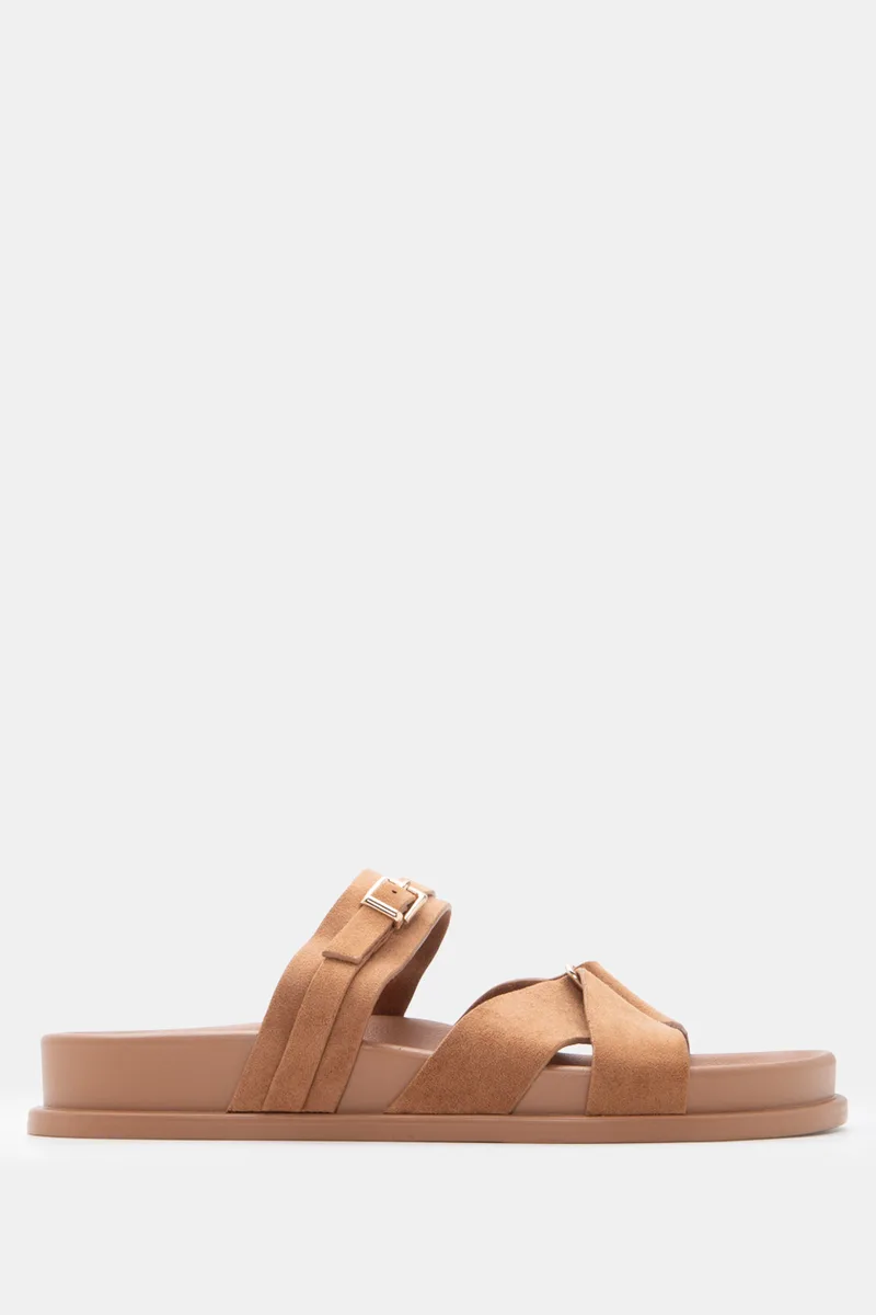 Σανδάλια Flatform με Διπλά Λουράκια & Μεταλλική Αγκράφα - Κάμελ