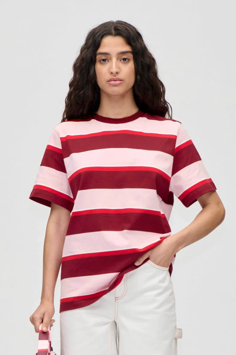 Stine Goya γυναικείο T-Shirt με ριγέ σχέδιο Boxy Fit - SG-PS26-T153-2457 Ροζ