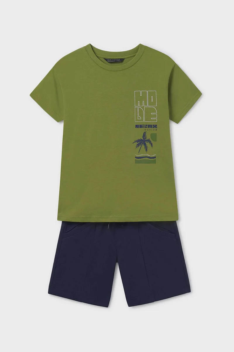Mayoral παιδικό σετ με T-shirt με print και βερμούδα (2 τεμάχια) - 6677-S25 Πράσινο