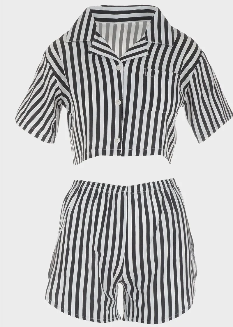 Γυναικεία πιτζάμα με σόρτς ρίγες.Homewear Collection ΜΑΥΡΟ