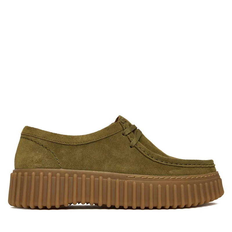 Κλειστά παπούτσια Clarks Torhill Bee 26184586 Χακί