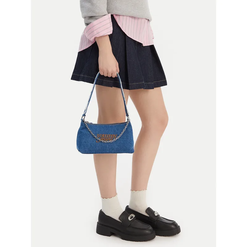 Τσάντα Tommy Jeans Tjw Cool Denim Shoulder Bag AW0AW18575 Μπλε