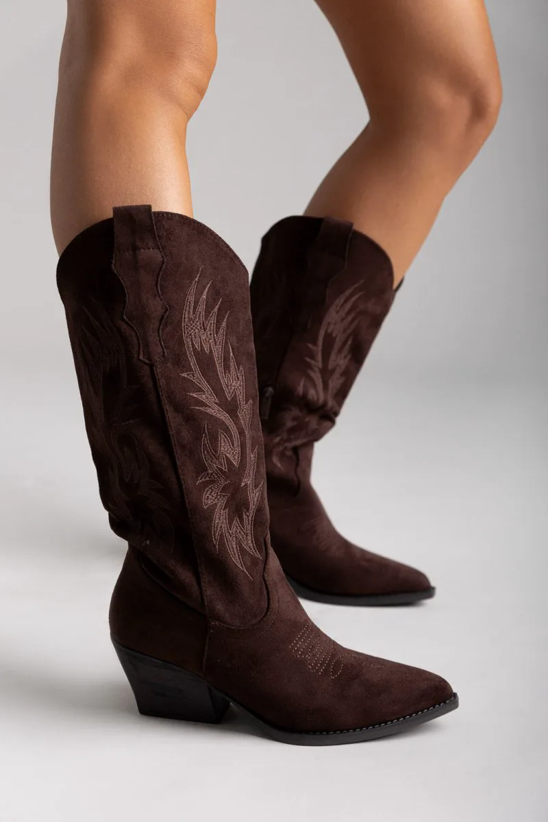 Ideal shoes Cowboy boots - 6398A - Brown Suede