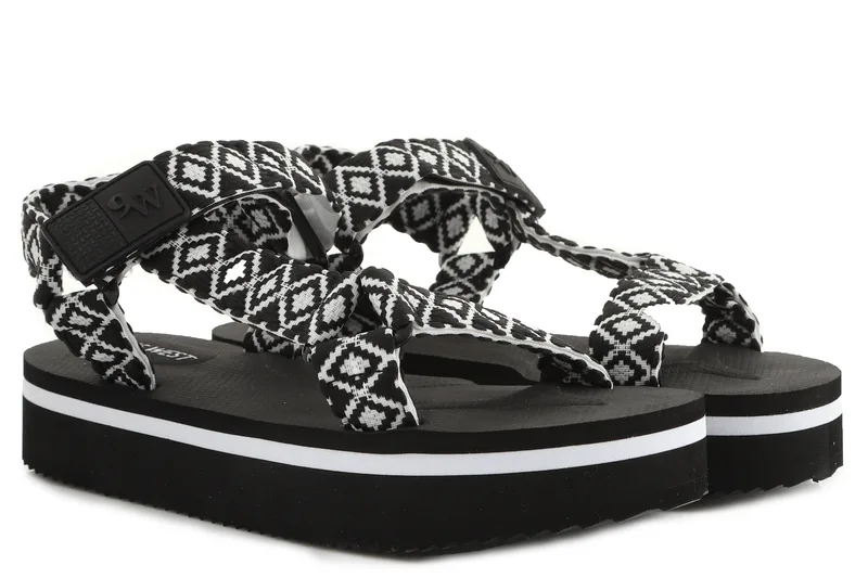 Σανδάλια Nine West Camping2-A CAMPING2-A FB-BLACK MULTI FABRIC Γυναικείο