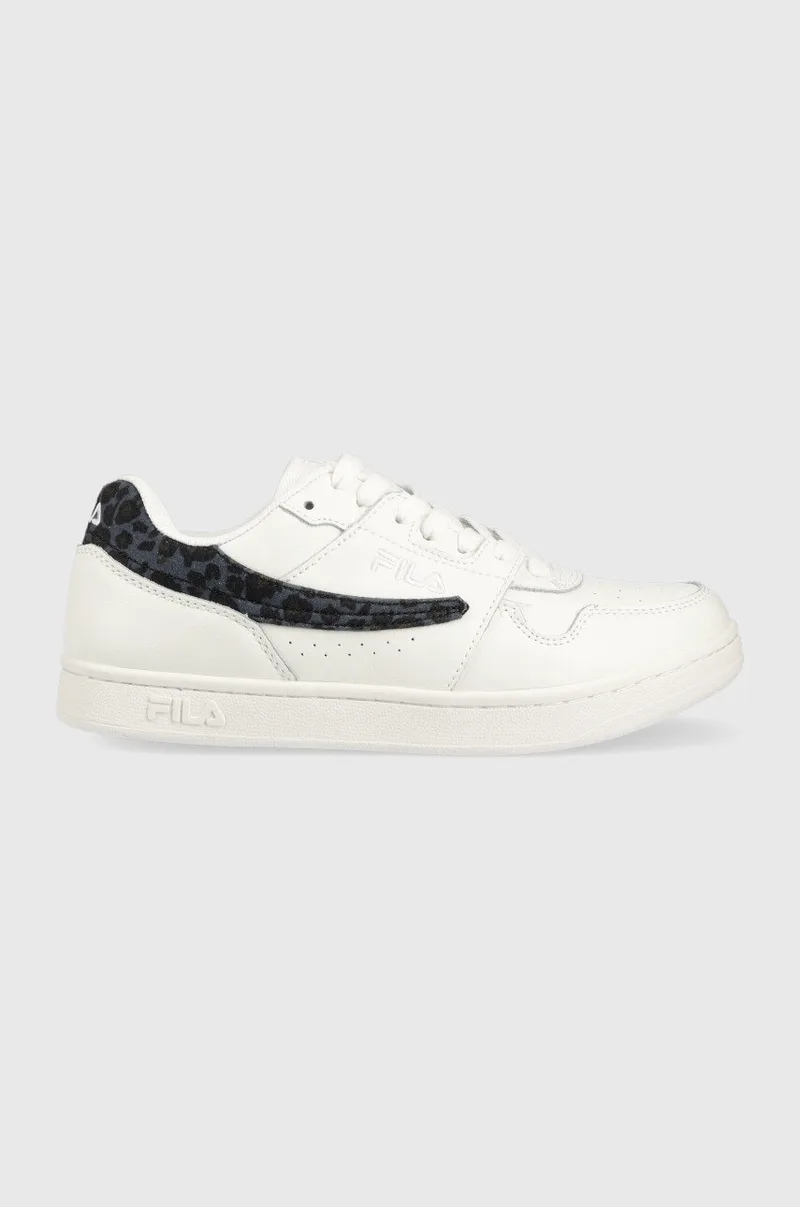 Δερμάτινα sneakers Fila Arcade
