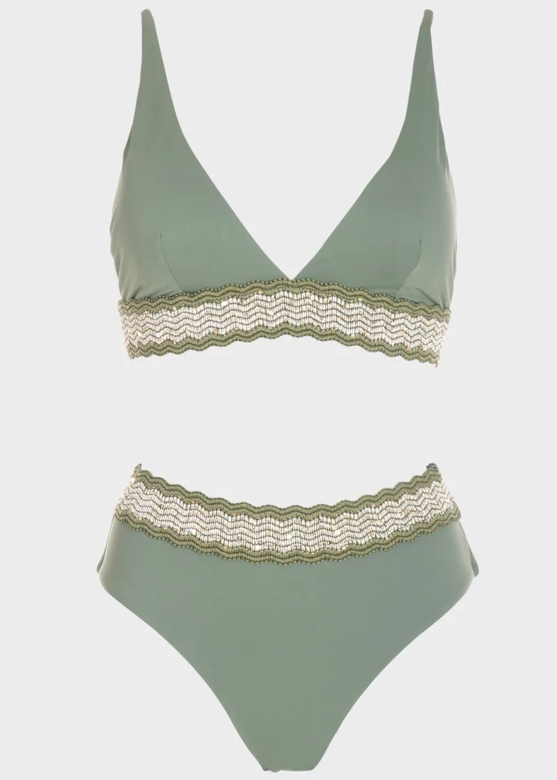 Set bikini με χρυσοκλωστή και slip ψηλόμεσο. Καλύπτει B Cup ΧΑΚΙ