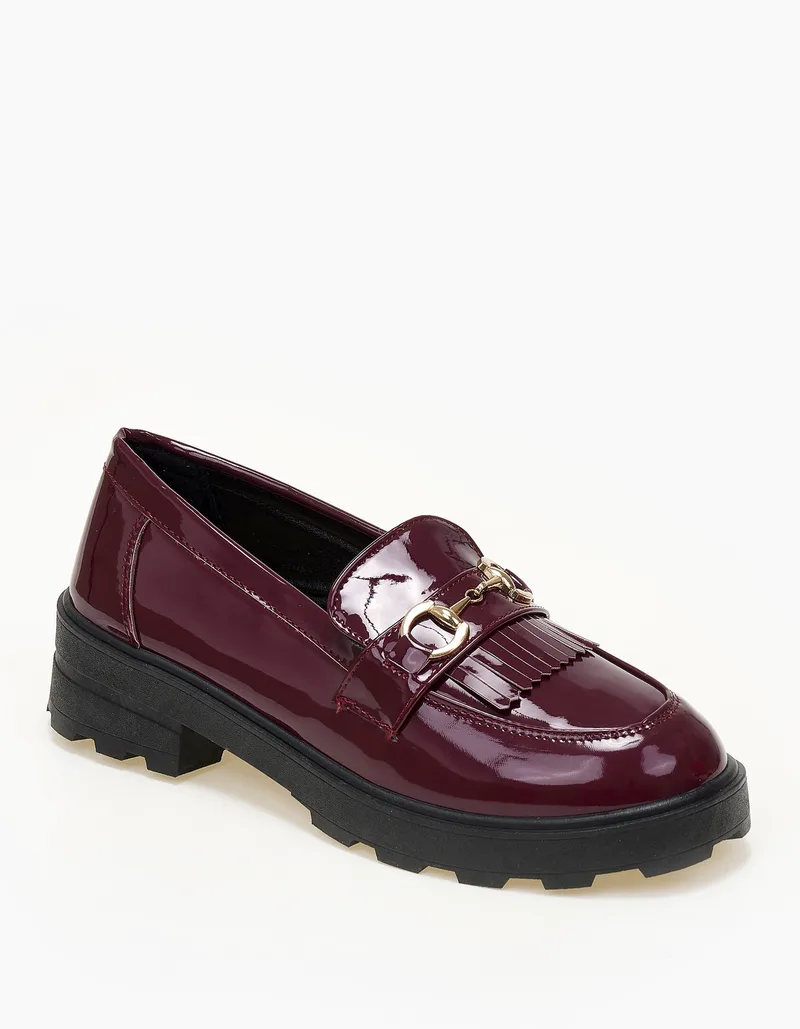Loafers με μεταλλική λεπτομέρεια και κρόσια - Μπορντώ