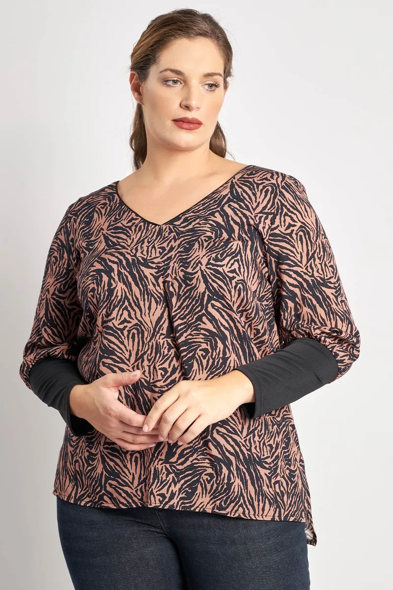 Μπλούζα animal print με μονόχρωμη μανσέτα