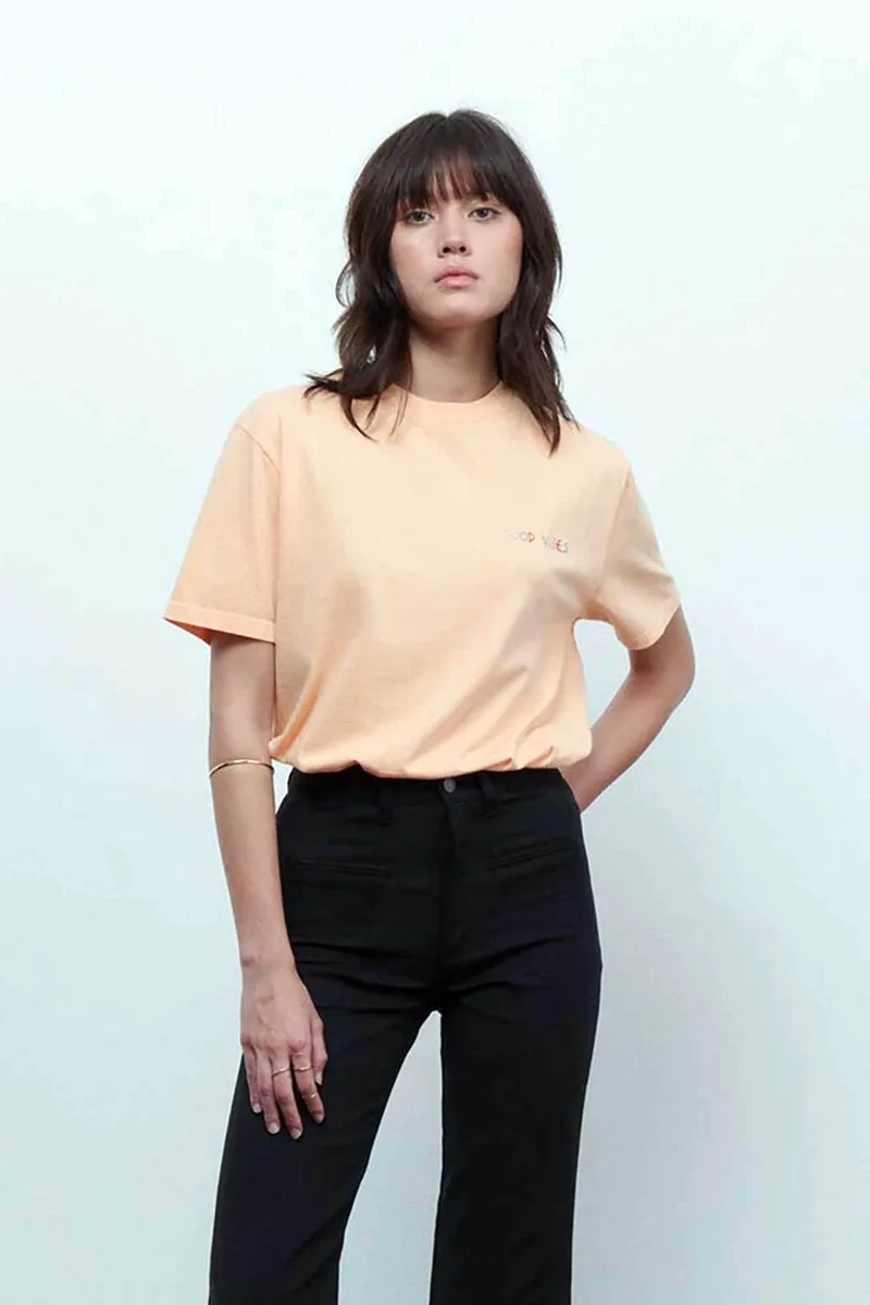 Maison Labiche γυναικείο T-shirt Straight Cut "Good Vibes Popincourt" - SWPOPINGOODV Ροδακινί
