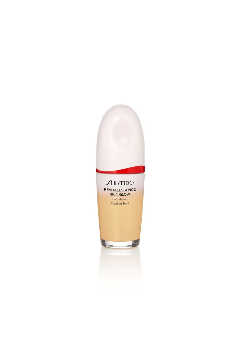 Shiseido Revitalessence Glow Foundation - 19352 250 Sand