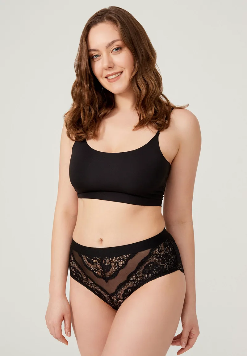 Σλιπ Plus Size με δαντέλα Cottonhill Grace CH6053-Μαύρο
