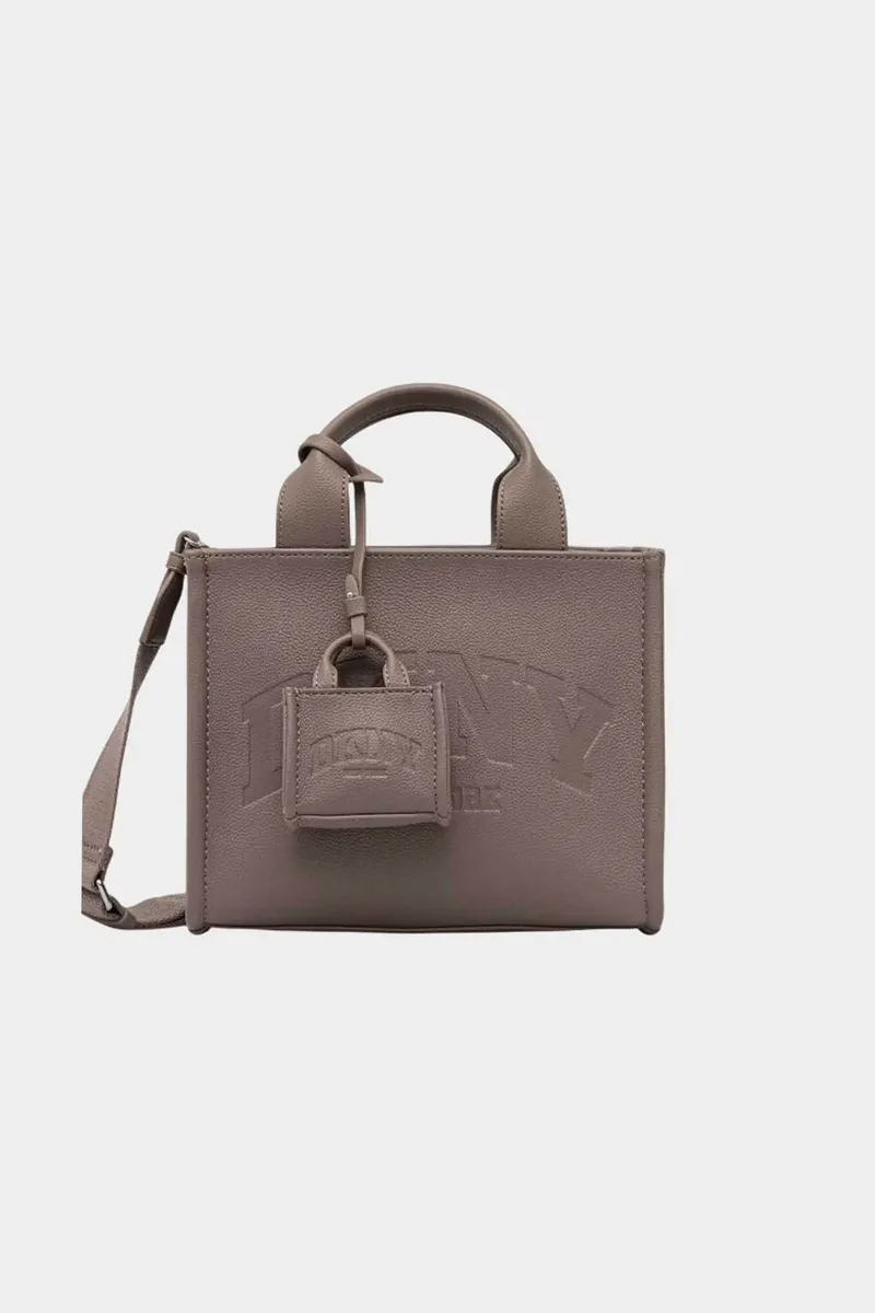 DKNY γυναικεία τσάντα ώμου με ανάγλυφο λογότυπο "Hadlee" - R53AAC80 Ταμπά