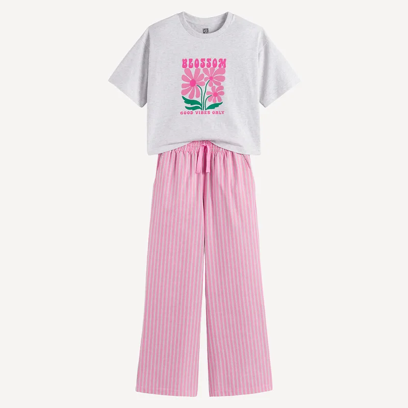 Βαμβακερή πυτζάμα με T-shirt και ριγέ παντελόνι