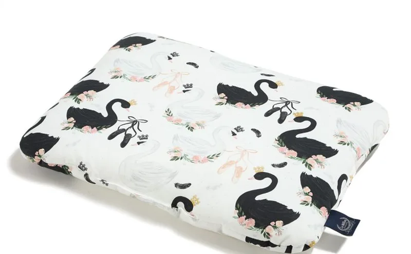 Mid Pillow 35×45 Moonlight Swan