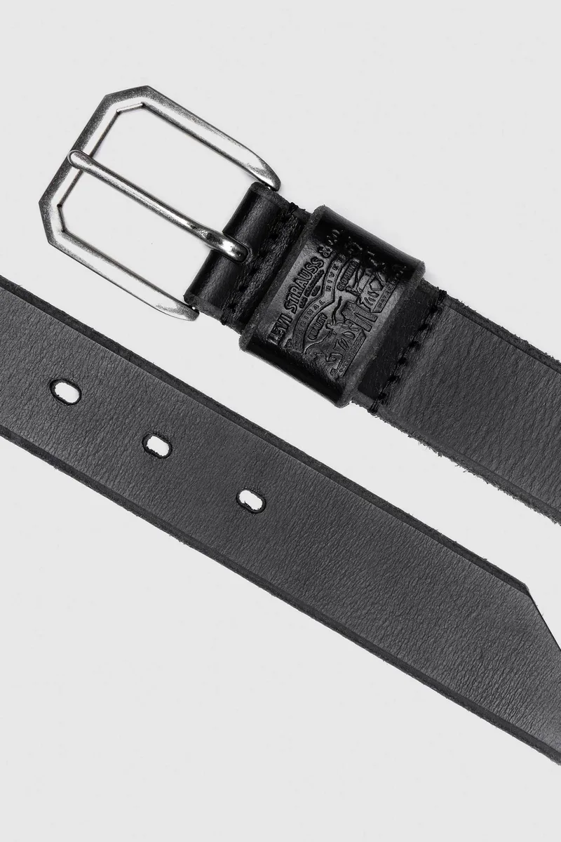 Levi's® γυναικεία ζώνη με μεταλλική αγκράφα "Two Horse" - 002G20000 Μαύρο