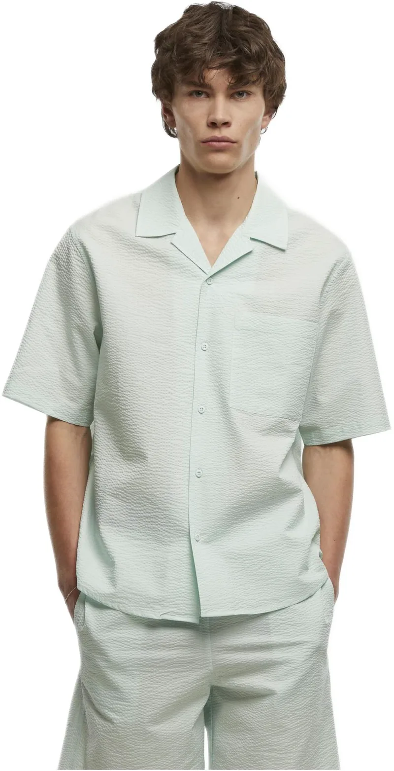 Relaxed Seersucker Short Sleeve Shirt Urban Classics TB6409-14067 frostmint