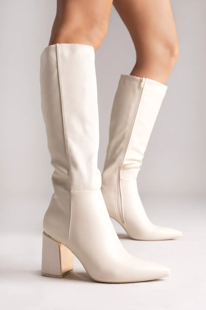 MARQUIIZ Pointed Boots with Metal Detail Block Heel - 7661A - Μπεζ Matte