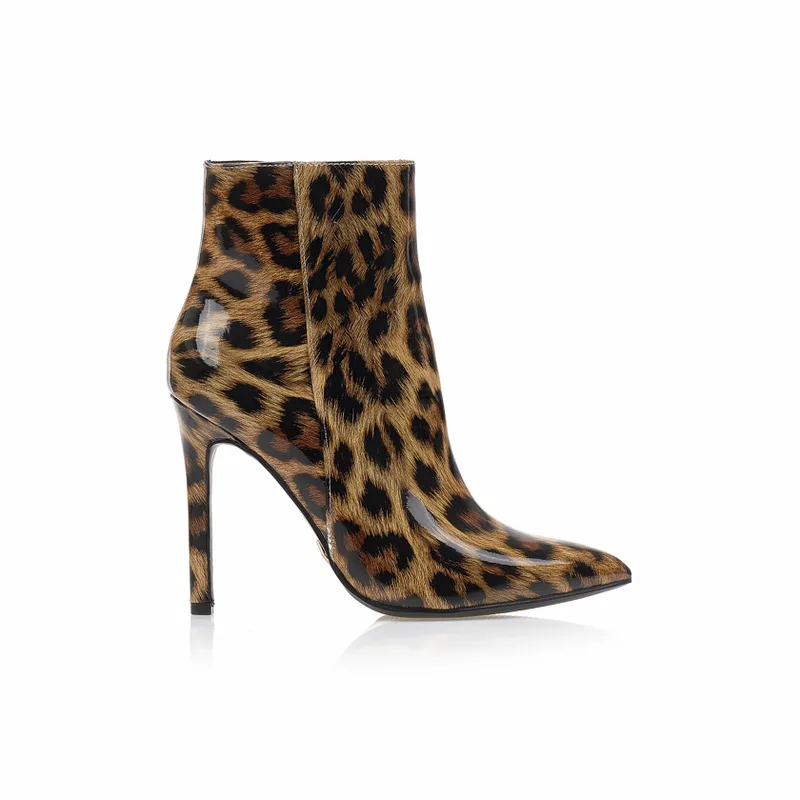 Μποτάκια animal print λουστρίνι μυτερά ΛΕΟΠΑΡ
