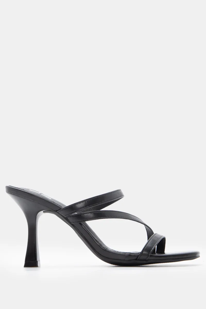 LUIGI DESIGN - Mules με Λοξό Λουράκι - Μαύρο